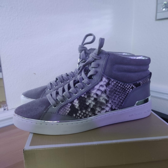 Michael Kors Collection Alligator High Tops - Picture 4 of 4
